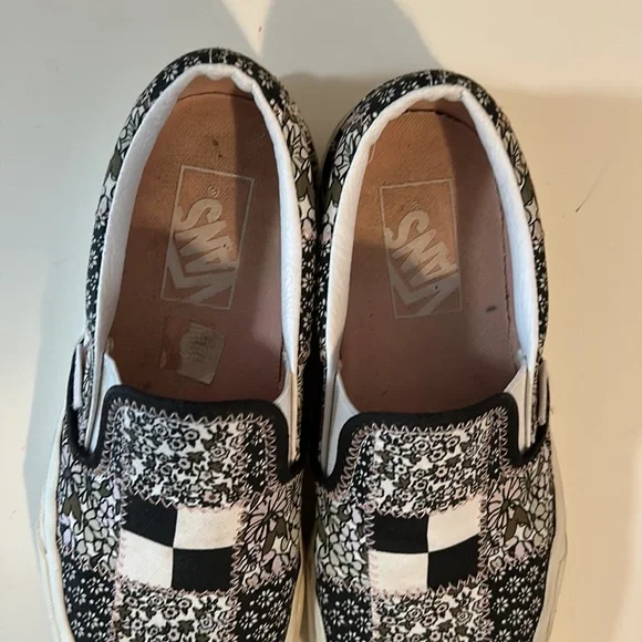 💕🖤VANS SLIDE ON WOMAN SIZE 6 - Picture 3 of 10
